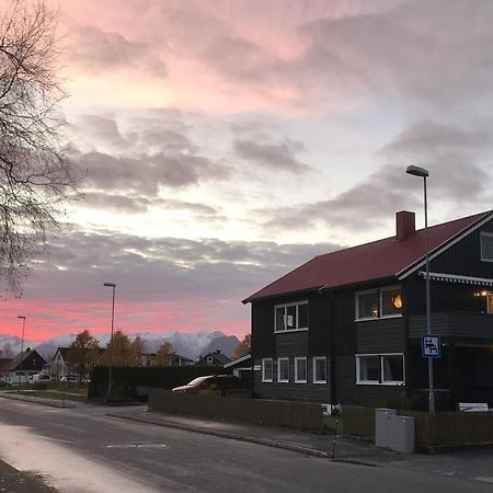 Villa Åndalsnes Buitenkant foto