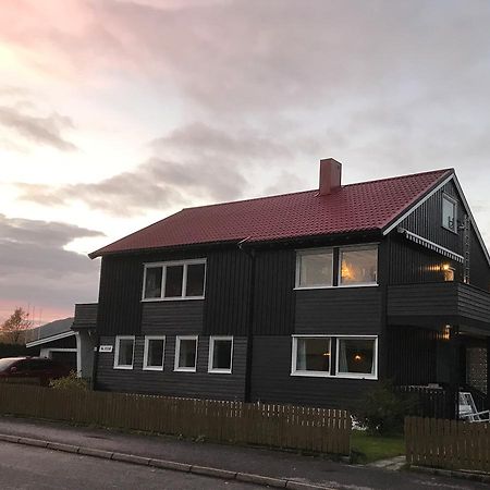 Villa Åndalsnes Buitenkant foto
