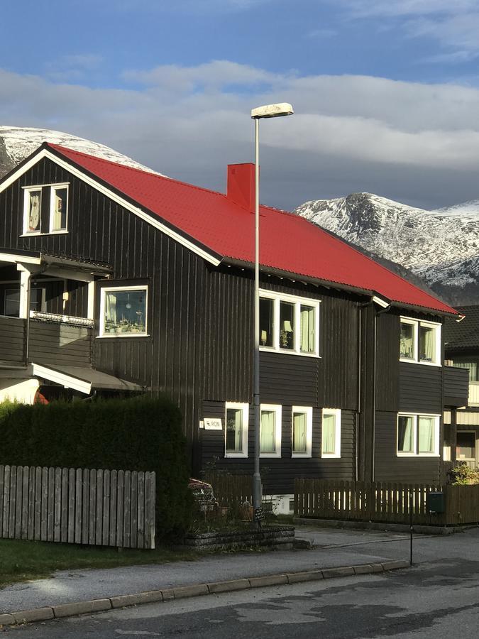 Villa Åndalsnes Buitenkant foto