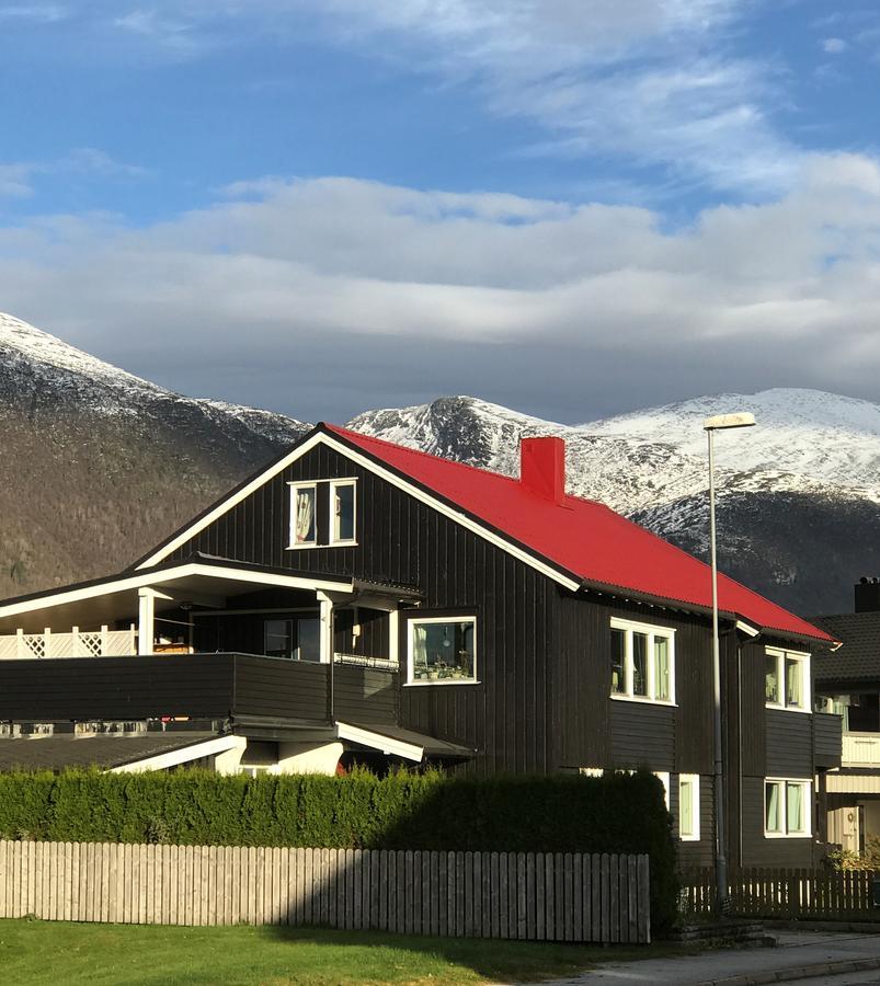 Villa Åndalsnes Buitenkant foto